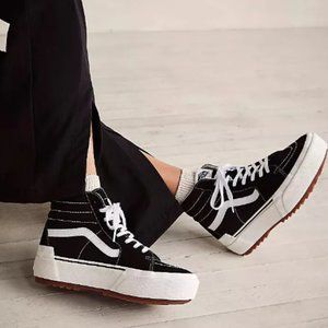 Vans Sk8-Hi High Top Platform Sneakers Black/White  Women’s 6.0 Men’s 4.5